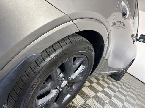 Used 2017 Kia Sorento SX image 43