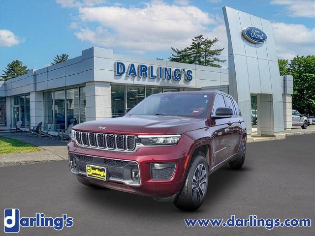 Used 2023 Jeep Grand Cherokee Overland w/ Luxury Tech Group IV AWD/4WD image 1