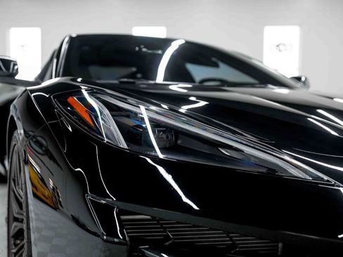 Used 2024 Chevrolet Corvette Z06 w/ Stealth Interior Trim Package RWD image 19