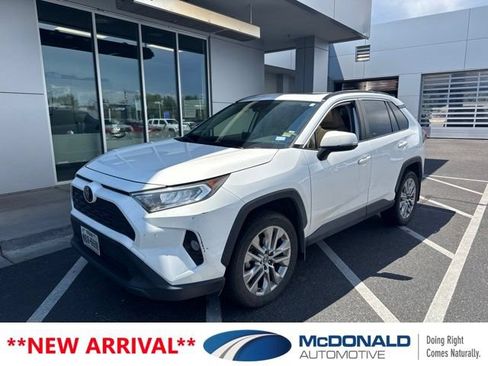 Used 2019 Toyota RAV4 XLE Premium w/ Advanced Technology Package AWD/4WD image 1