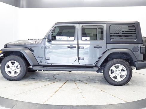 Certified 2022 Jeep Wrangler Unlimited Sport AWD/4WD image 2