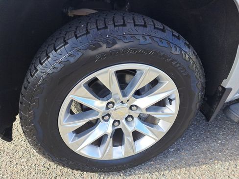 Used 2019 Chevrolet Silverado 1500 LTZ w/ LTZ Convenience Package image 22