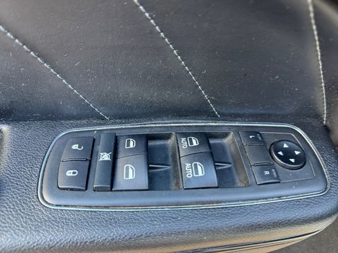 Used 2019 Dodge Charger Scat Pack w/ Daytona Edition Group image 13