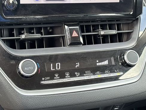 Used 2024 Toyota Corolla LE FWD image 17