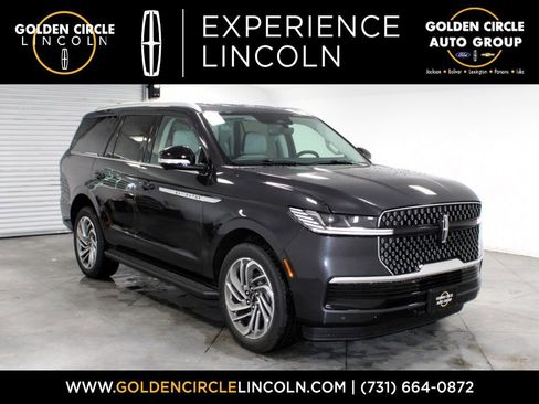 New 2026 Lincoln Navigator Premiere AWD/4WD image 1