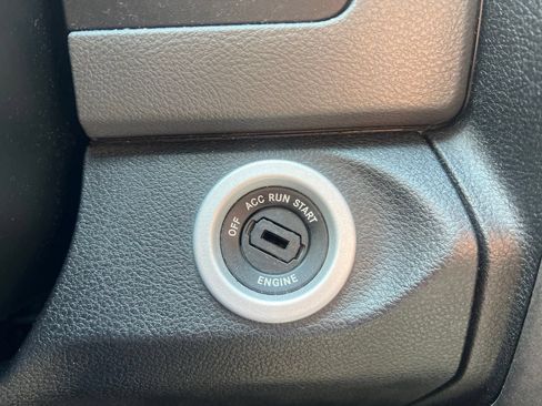 Used 2018 RAM 1500 Express w/ Express Value Package RWD image 32