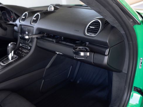 Used 2021 Porsche 718 Cayman GTS RWD image 50