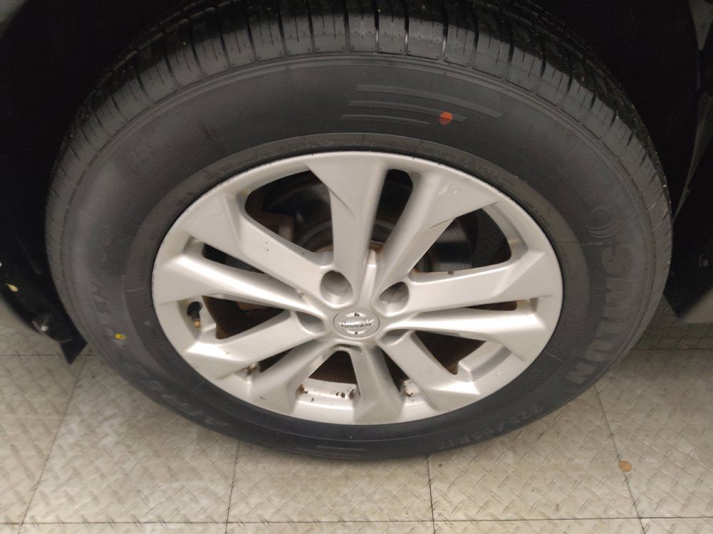 Used 2016 Nissan Rogue SV AWD/4WD image 31