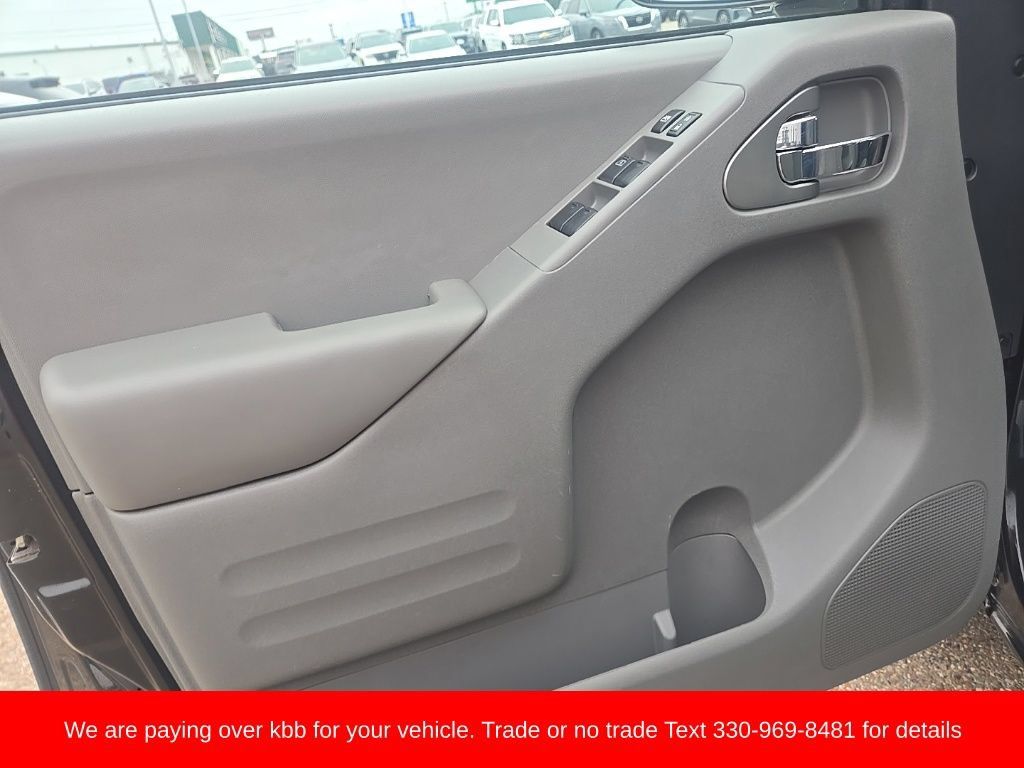 Used 2021 Nissan Frontier SV AWD/4WD image 10