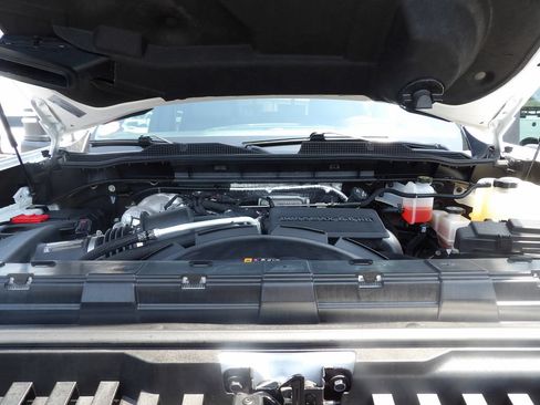 Used 2023 Chevrolet Silverado 2500 High Country w/ Z71 Off-Road Package AWD/4WD image 45