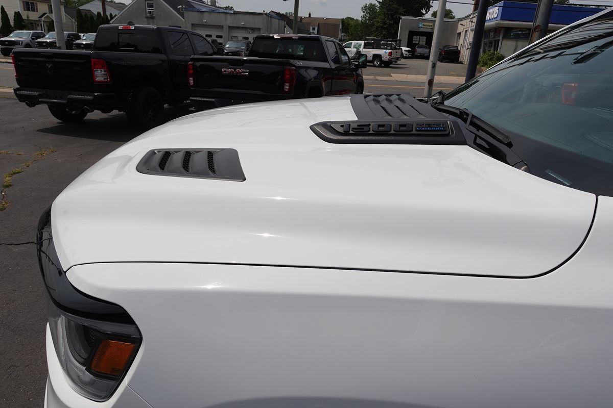 Used 2024 RAM 1500 Laramie w/ Night Edition AWD/4WD image 8