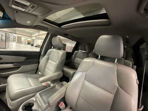 Used 2012 Honda Odyssey EX-L image 10