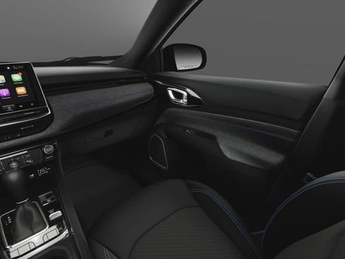 New 2026 Jeep Compass Latitude image 7