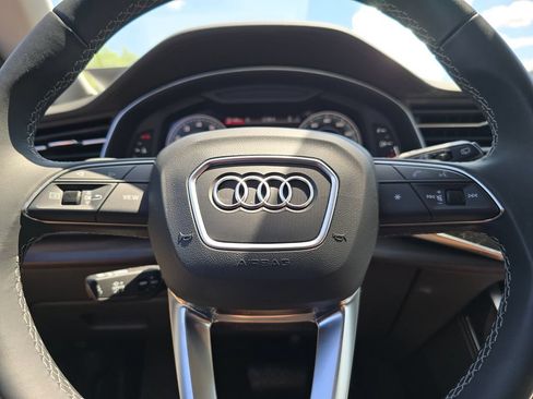 Certified 2025 Audi Q8 Prestige AWD/4WD image 21