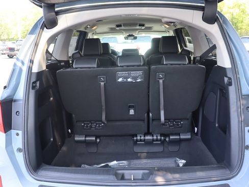 Used 2026 Honda Odyssey Touring image 12