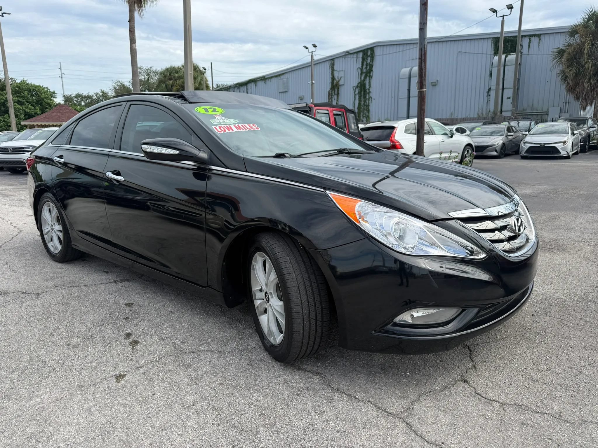 Used 2012 Hyundai Sonata Limited FWD image 3