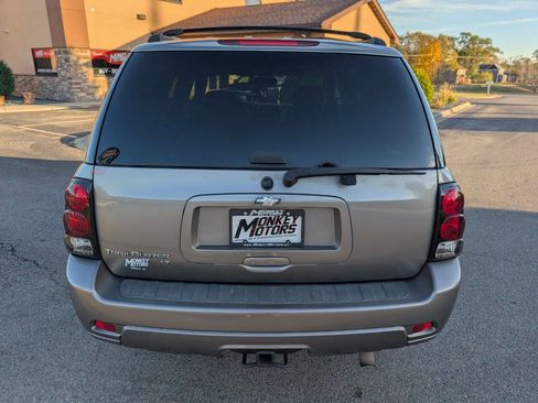 Used 2008 Chevrolet TrailBlazer LT w/ Sun And Sound Package image 8