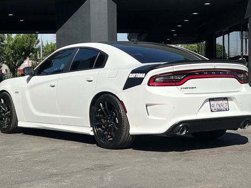 Used 2023 Dodge Charger Scat Pack w/ Daytona Edition Group RWD image 6