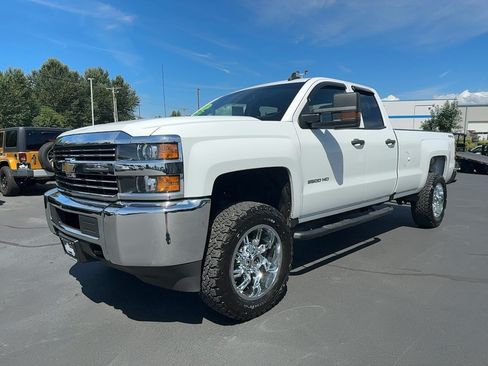 Used 2017 Chevrolet Silverado 2500 W/T w/ WT Convenience Package AWD/4WD image 1