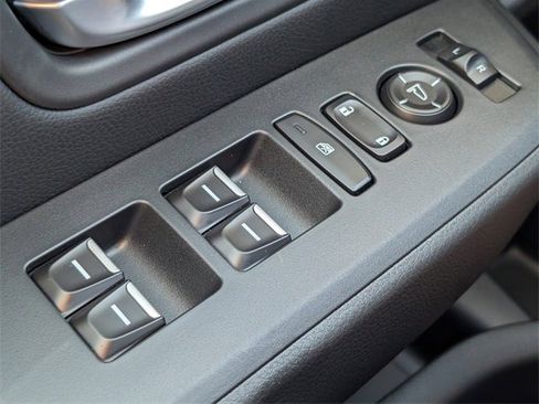 New 2025 Honda Pilot Touring image 24