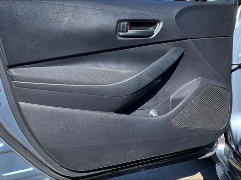 Used 2022 Toyota Corolla LE image 24