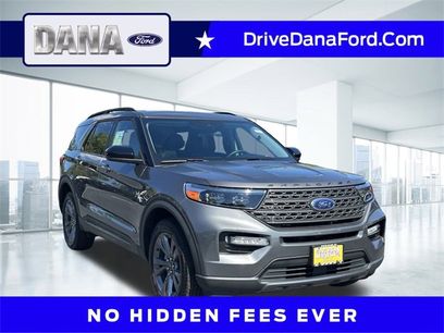 Certified 2024 Ford Explorer XLT w/ Equipment Group 202A