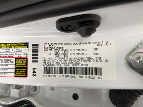 Used 2020 Toyota Tacoma SR5 image 17