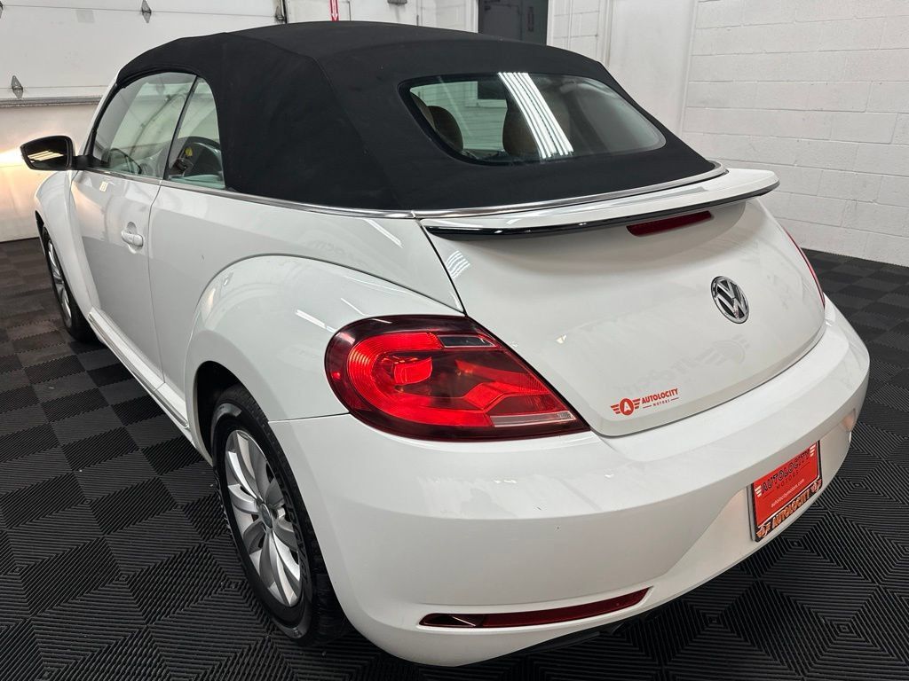 Used 2015 Volkswagen Beetle 1.8T FWD image 8