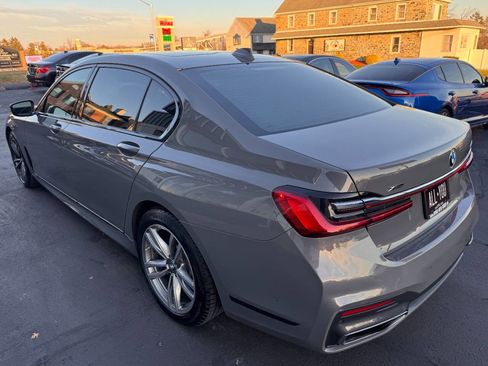 Used 2020 BMW 750i xDrive w/ Autobahn Package image 14
