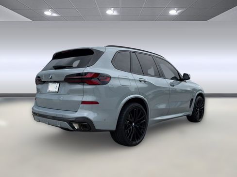 Used 2026 BMW X5 sDrive40i w/ M Sport Package RWD image 8
