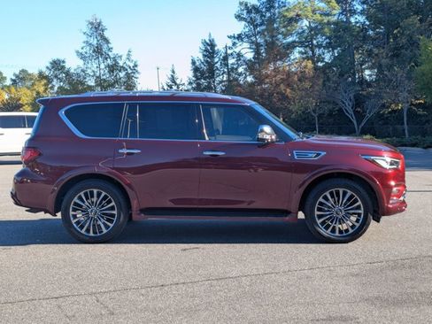 Used 2021 INFINITI QX80 Sensory w/ All-Season Package image 3
