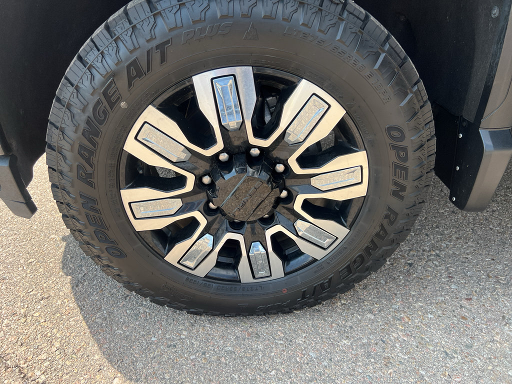 Used 2020 GMC Sierra 2500 Denali w/ Denali Ultimate Package AWD/4WD image 8