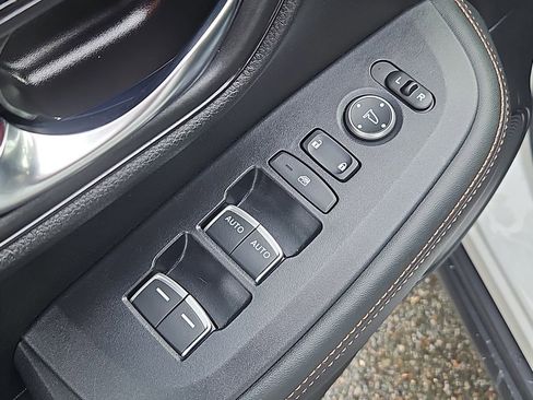 Used 2024 Honda HR-V Sport image 23