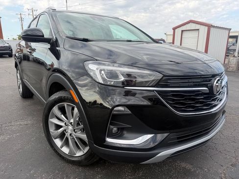 Used 2023 Buick Encore GX Essence w/ Experience Buick Package FWD image 2