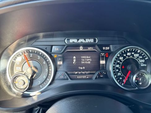 Used 2023 RAM 1500 Big Horn AWD/4WD image 31