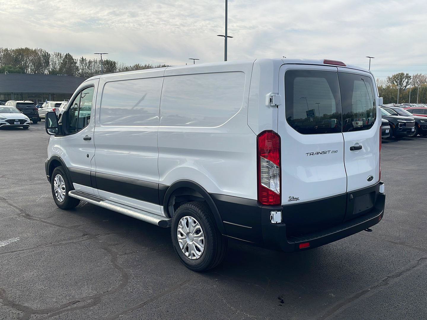 Used 2025 Ford Transit 250 Low Roof w/ Exterior Upgrade Package RWD image 3