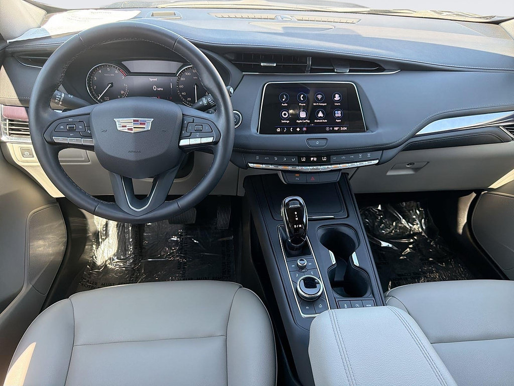 Certified 2023 Cadillac XT4 Luxury FWD image 6