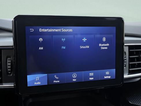 Used 2024 Ford Explorer ST-Line w/ Class IV Trailer Tow Package AWD/4WD image 37