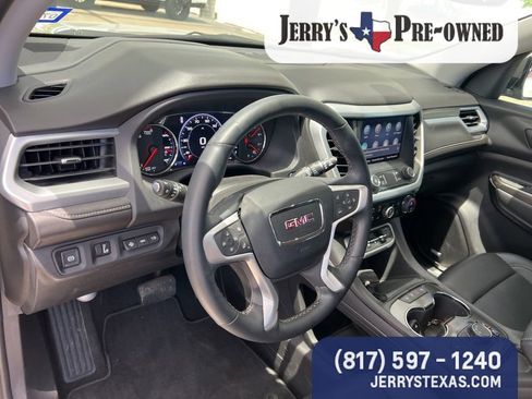 Used 2023 GMC Acadia SLT w/ Technology Package FWD image 8