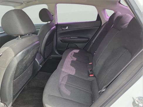 Used 2019 Kia Optima LX image 11