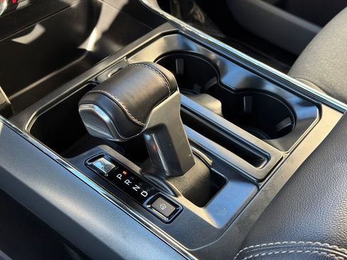 Used 2025 Ford F150 Lightning XLT image 29