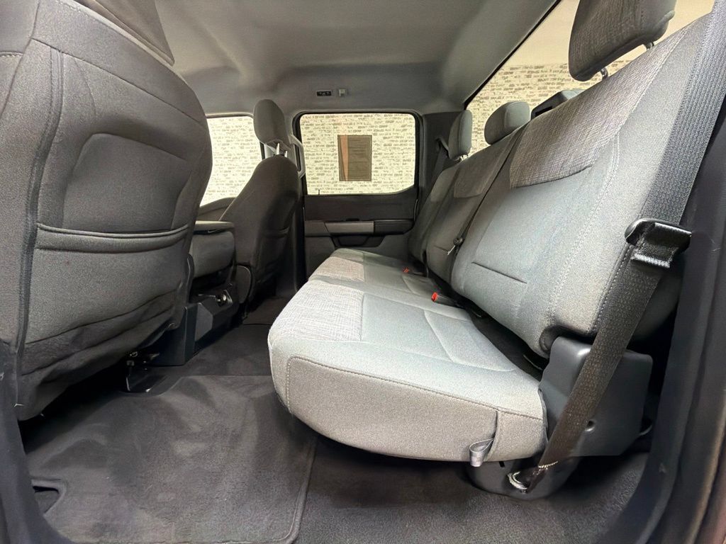 Used 2024 Ford F250 XLT w/ FX4 Off-Road Package AWD/4WD image 13