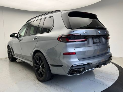 Used 2025 BMW X7 M60i AWD/4WD image 4
