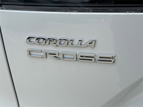 New 2026 Toyota Corolla Cross LE image 6