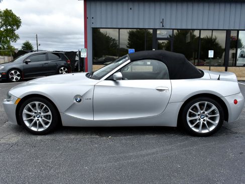 Used 2006 BMW Z4 3.0i image 14