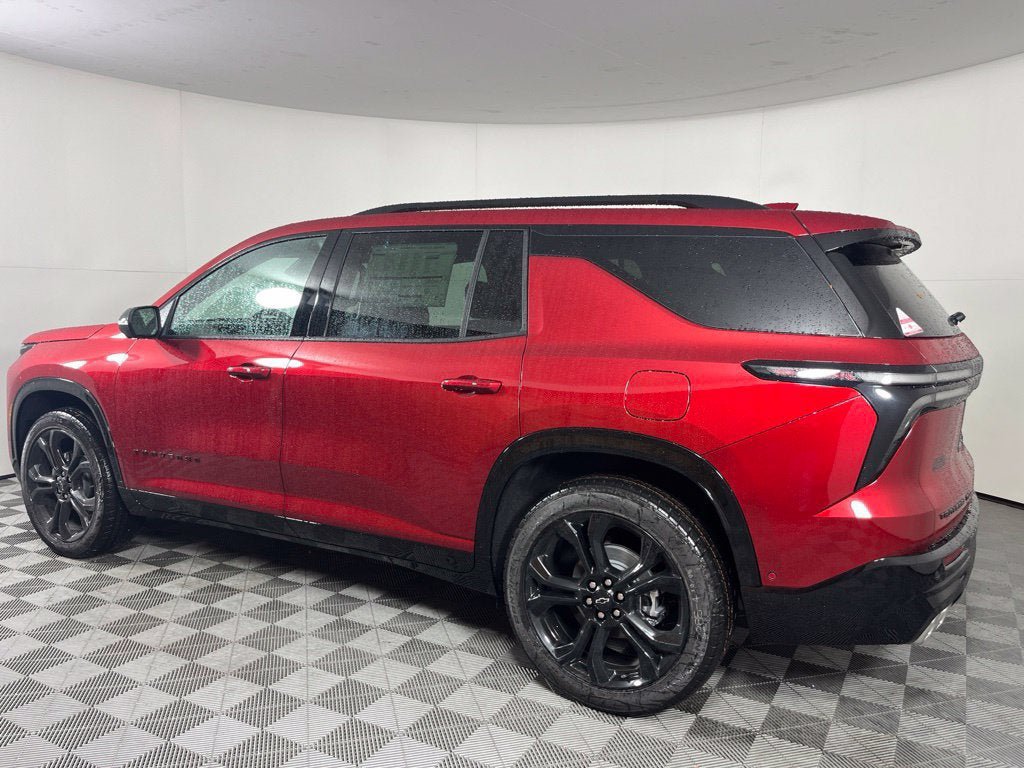 New 2027 Chevrolet Traverse RS w/ LPO, Floor Liner Package AWD/4WD image 10
