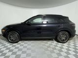 Certified 2021 Porsche Cayenne image 2