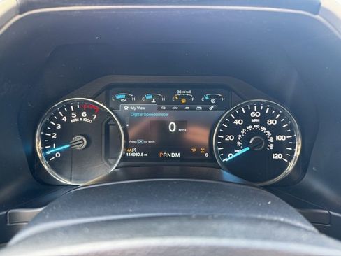 Used 2019 Ford F150 Lariat w/ Equipment Group 502A Luxury image 26