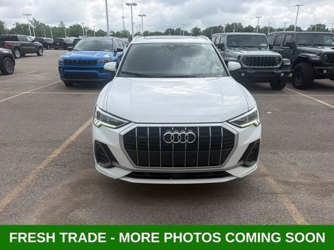 Used 2024 Audi Q3 2.0T Premium AWD/4WD image 2