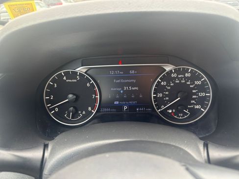 Used 2025 Nissan Altima 2.5 SV image 38